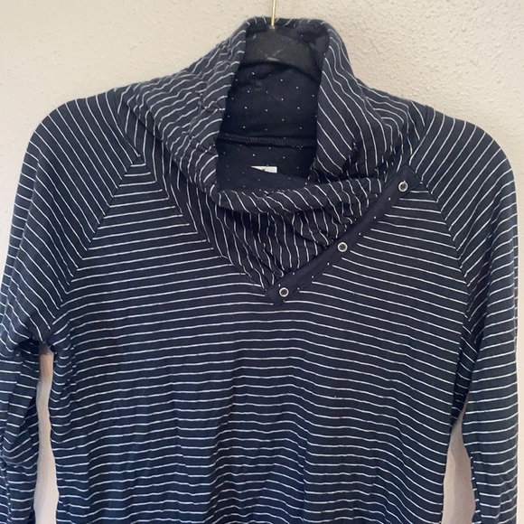 COLUMBIA SPORTSWEAR Women’s Long Sleeved Shirt - Picture 2 of 9